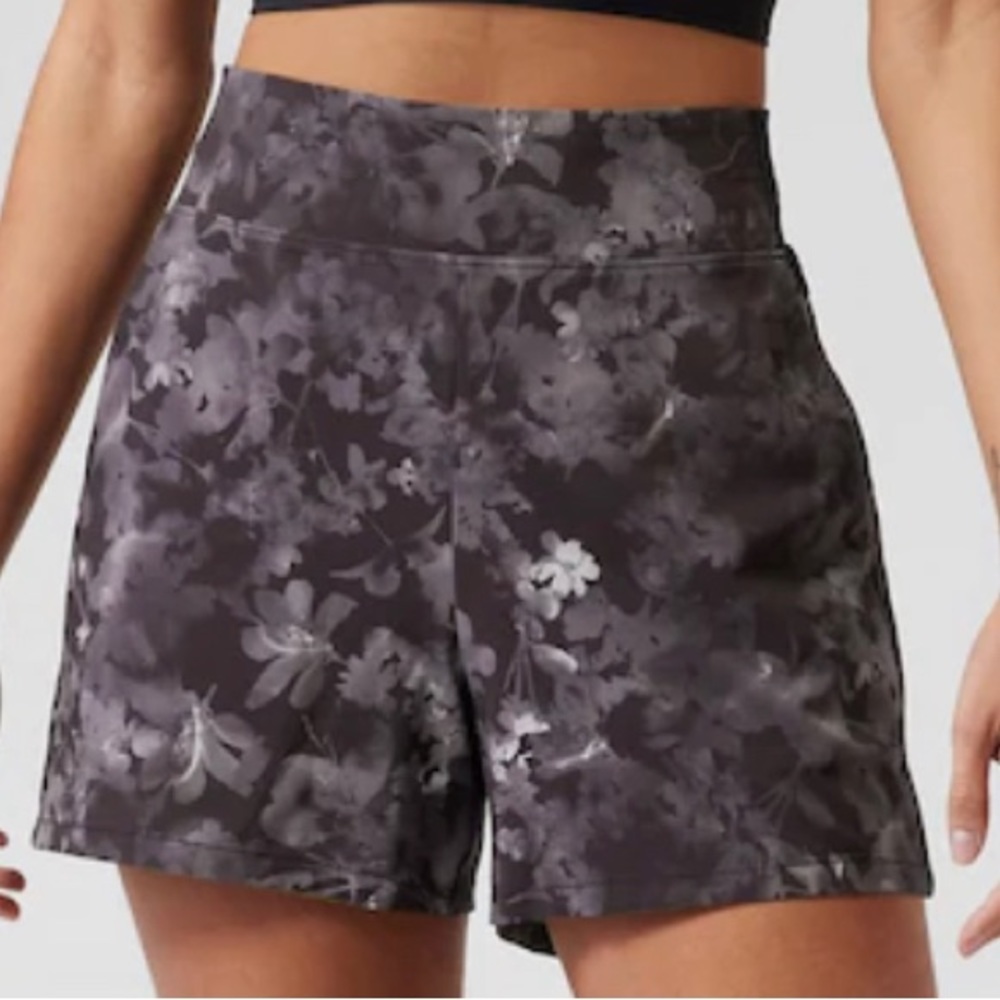Brooklyn style shorts Athleta size 20